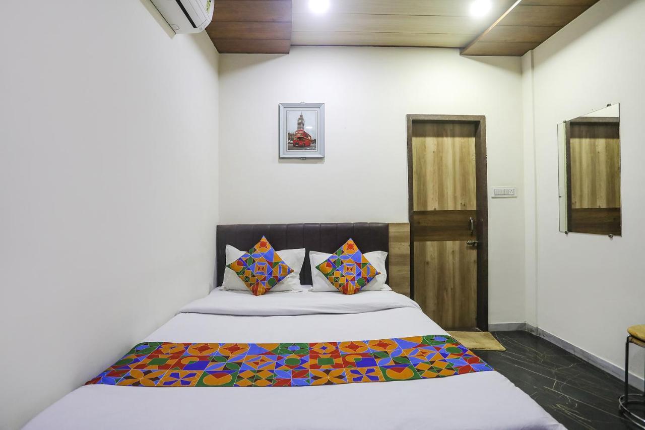 Fabhotel Vedanta Inn - Nr Sitabudli Fort Nagpur Dış mekan fotoğraf