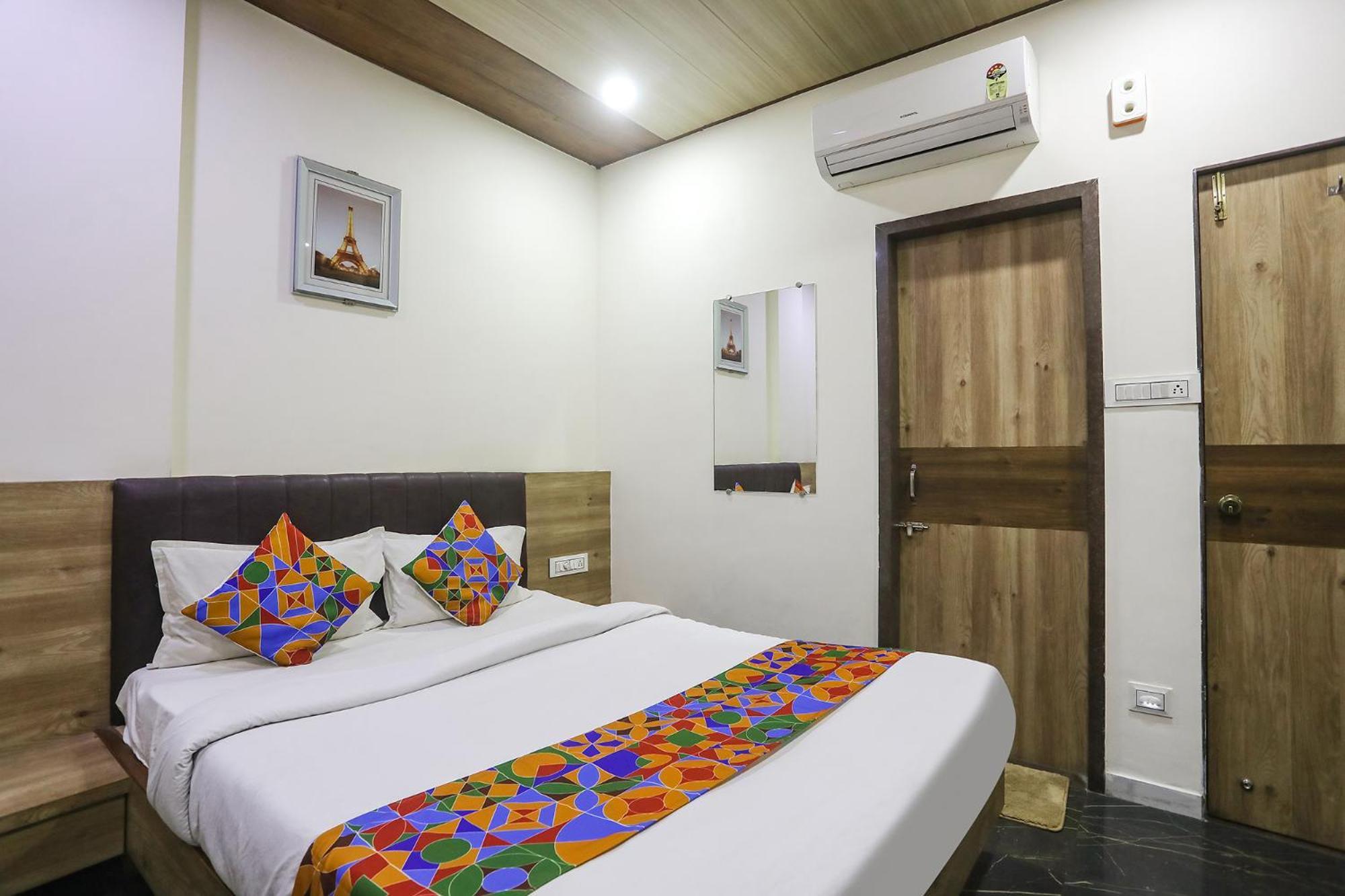 Fabhotel Vedanta Inn - Nr Sitabudli Fort Nagpur Dış mekan fotoğraf