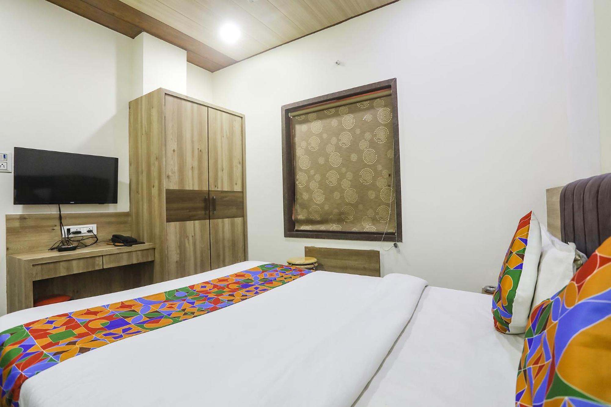 Fabhotel Vedanta Inn - Nr Sitabudli Fort Nagpur Dış mekan fotoğraf